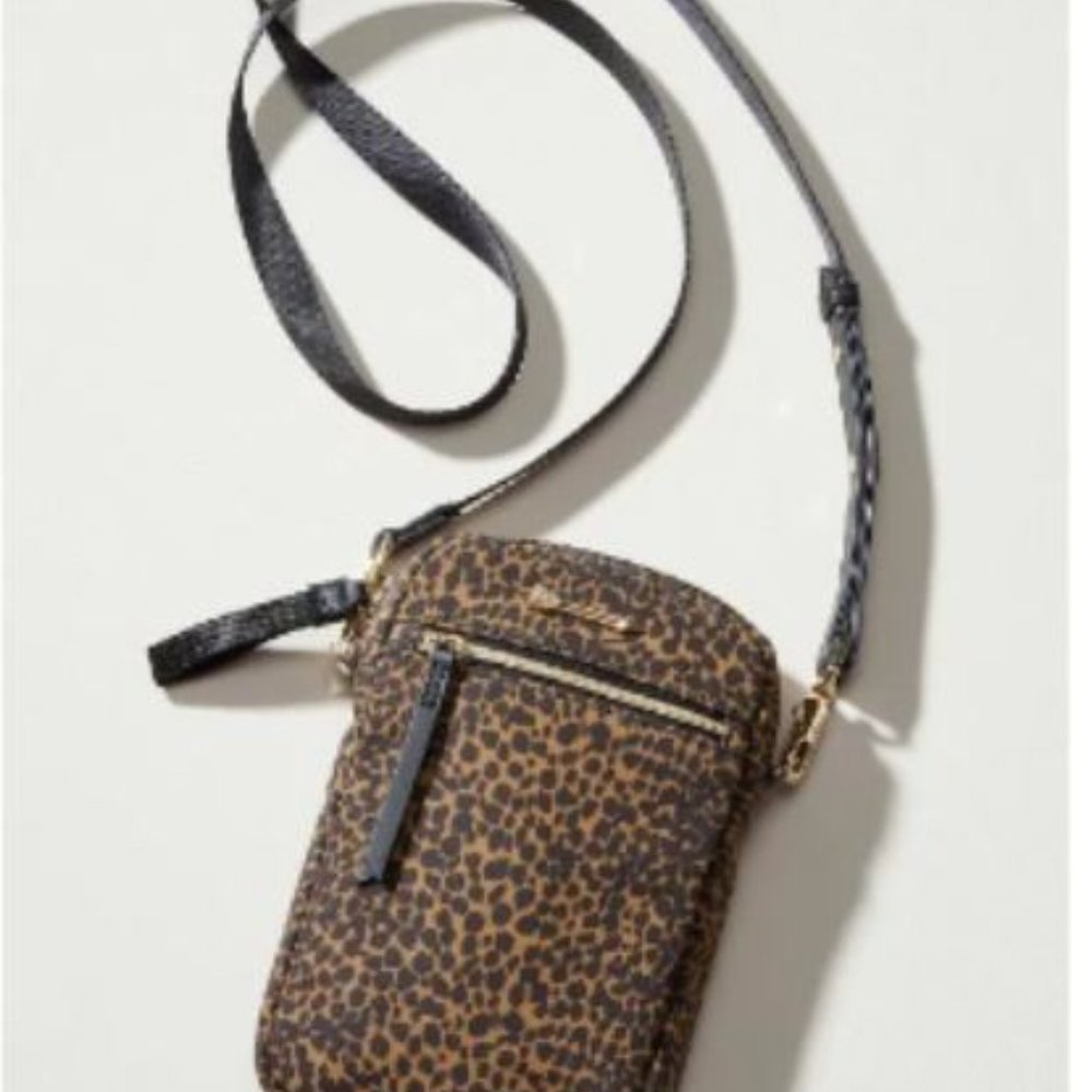 Stella and Dot Crush It Crossbody Leopard